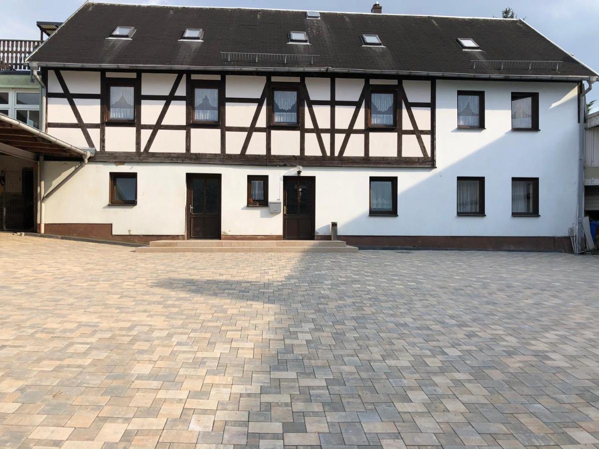 Pension & Gaststaette Bauernstube Heinsdorfergrund Kültér fotó